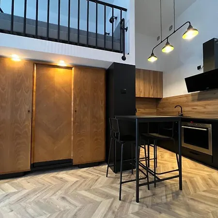 I&m Rejtana アパート